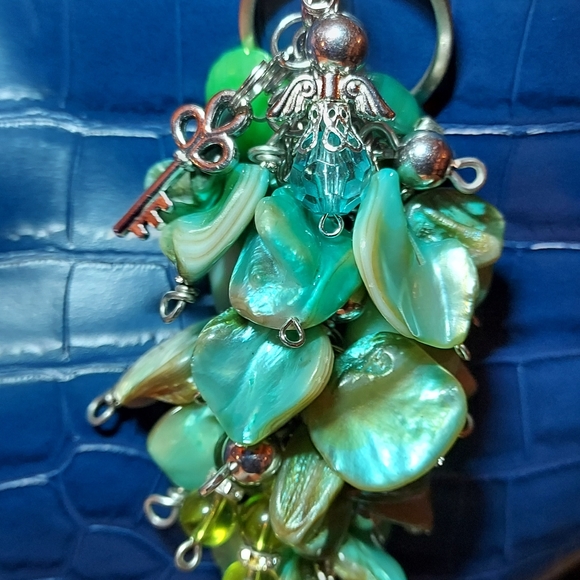#L❤️VE HANDMADE. Purse Charm. 👜BLUEGREEN SHELL - Picture 10 of 11